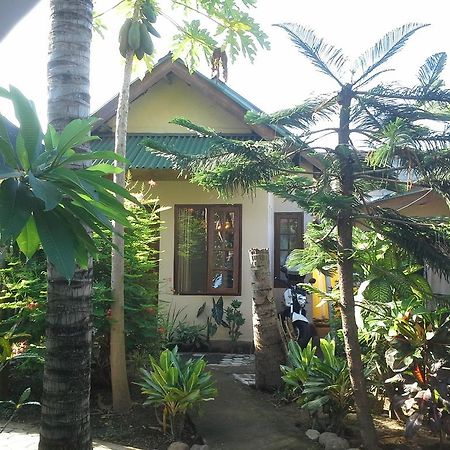 Arnel Bungalows スンギギ エクステリア 写真