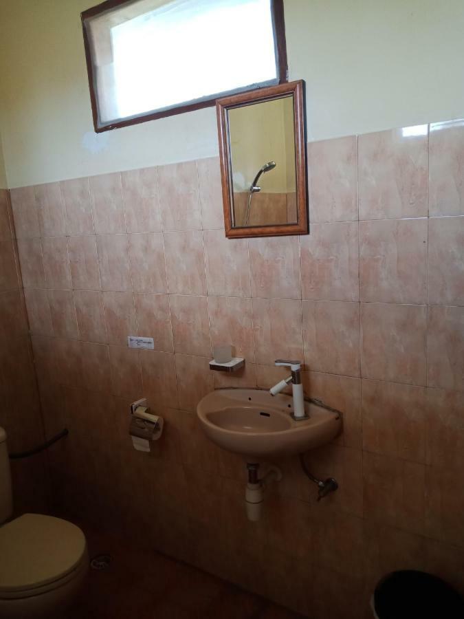Arnel Bungalows スンギギ エクステリア 写真